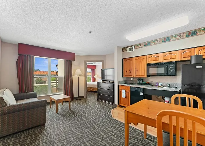 Apartment 2 Bd 2 Ba Furnished King Beds