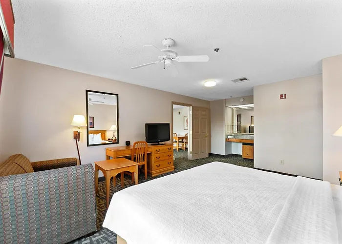 Apartment 2 Bd 2 Ba Furnished King Beds *