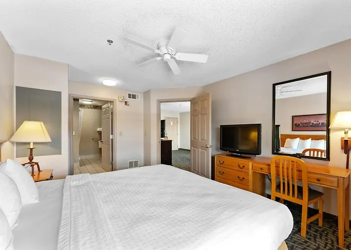 2 Bd 2 Ba Furnished King Beds Scottsdale