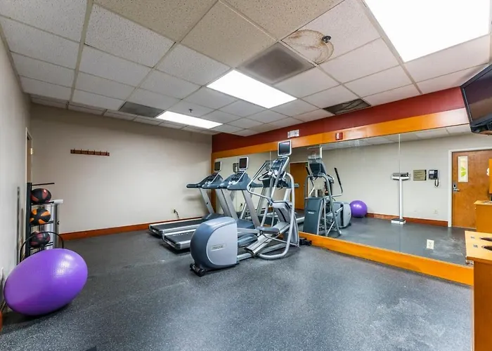 2 Bd 2 Ba Furnished King Beds Apartment *