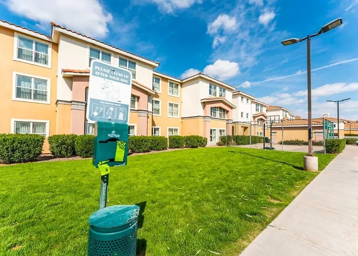 2 Bd 2 Ba Furnished King Beds Scottsdale
