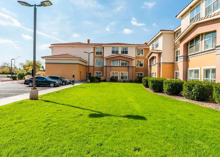 2 Bd 2 Ba Furnished King Beds Scottsdale